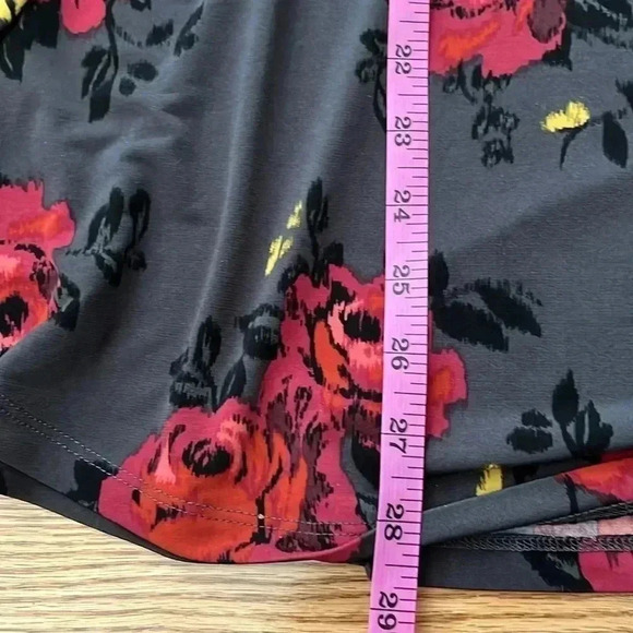 [5/5XL]Torrid Studio Knit Crew Neck Lace Inset Short Sleeve Peplum  Top - Picture 9 of 10